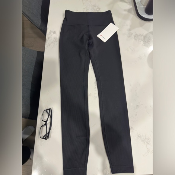 ❤️SOLD❤️
Lulu lemon wunder train ribbed HR tight 28” - Picture 2 of 4